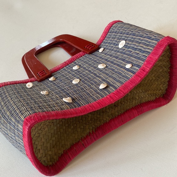 Vintage straw wicker boho wooden red handle purse - Picture 9 of 9